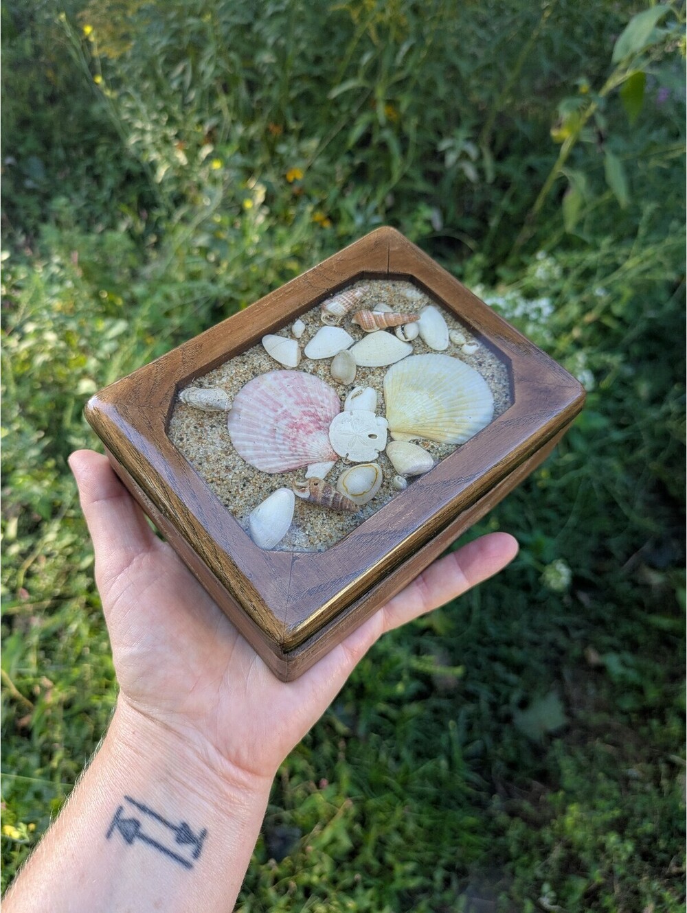 Vintage Seashell & Sand Trinket Box
